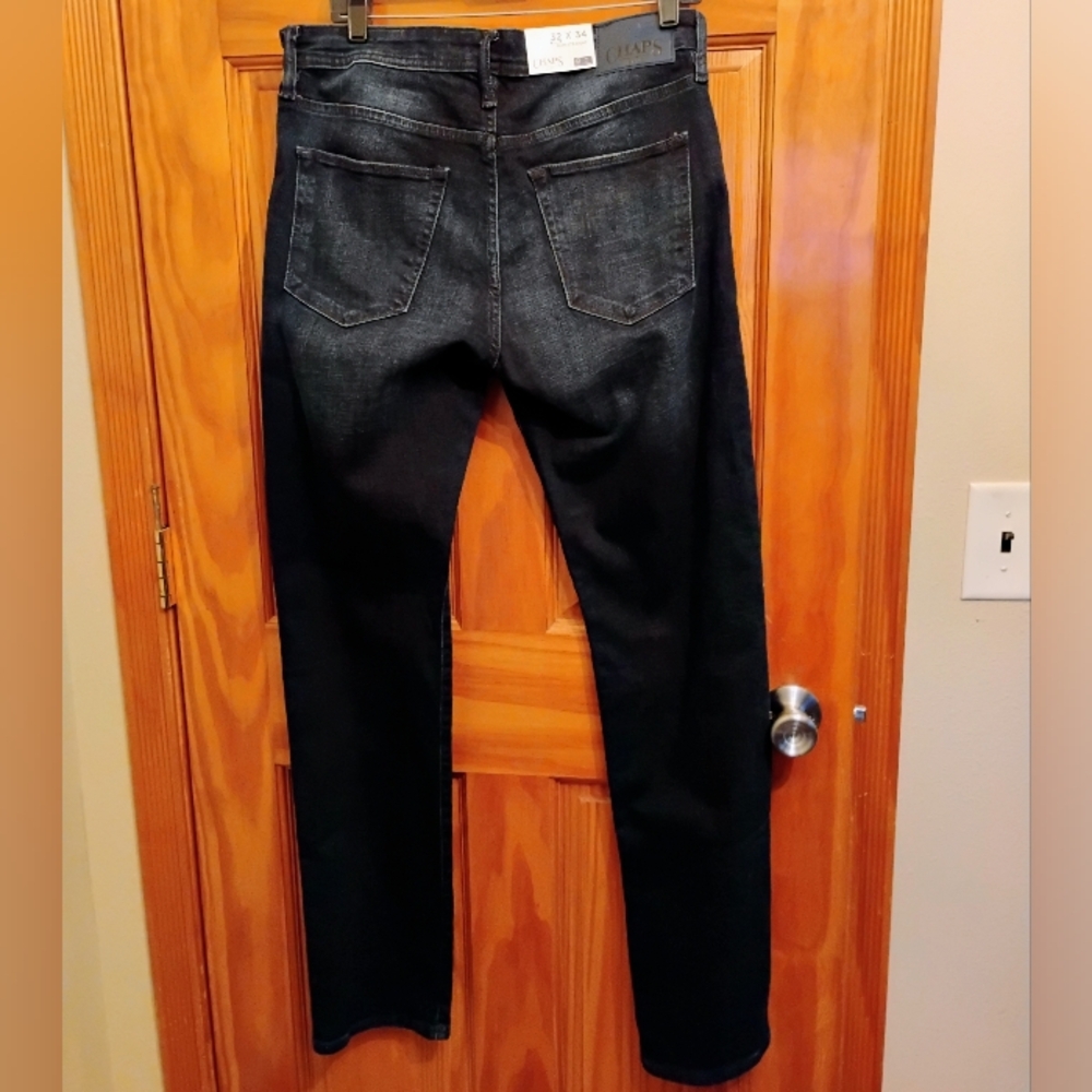 🆕 Chaps slim straight jeans, sz 32/34